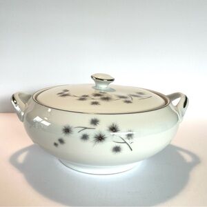 Creative  Fine China Japan #1014  Platinum Star Burst Covered Vegetable Dish